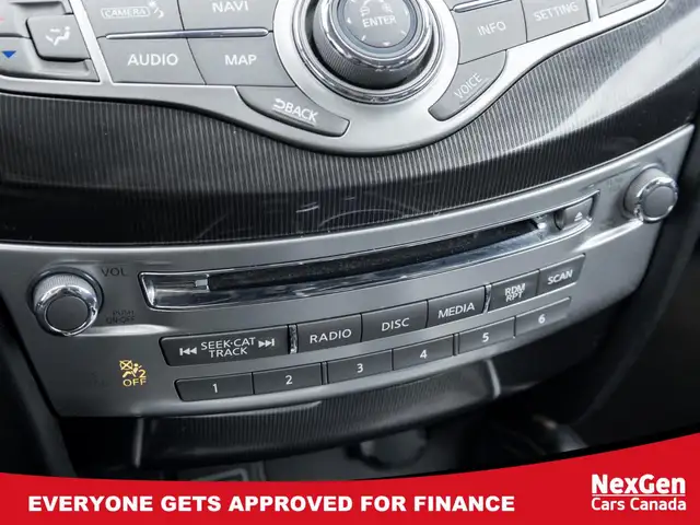 2019 INFINITI QX60 PURE AWD / LEATHER / SUNROOF/ NAVIGATION/ HEA - Photo 18