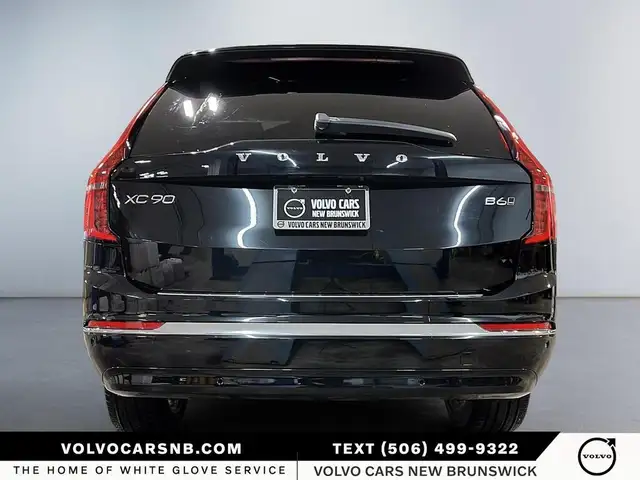 2025 Volvo XC90 B6 Core 2025.5 | Certified Pre Owned!" - Photo 3