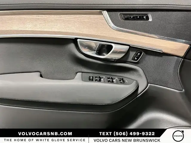 2025 Volvo XC90 B6 Core 2025.5 | Certified Pre Owned!" - Photo 12
