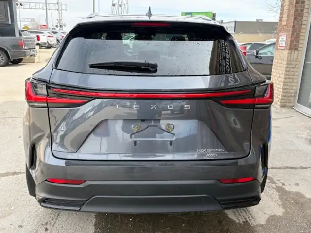 2022 Lexus NX NX 350h AWD/HYBRID/LOADED/LOW KM - Photo 4