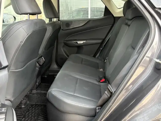 2022 Lexus NX NX 350h AWD/HYBRID/LOADED/LOW KM - Photo 8