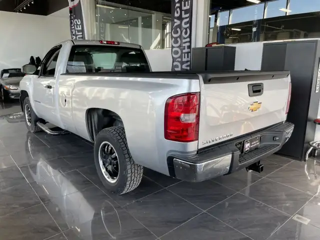 2012 Chevrolet Silverado 1500 WT - Photo 5