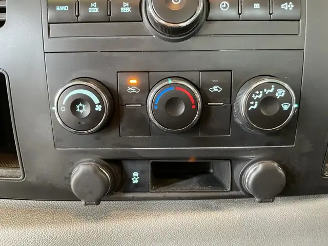 2012 Chevrolet Silverado 1500 WT - Photo 19