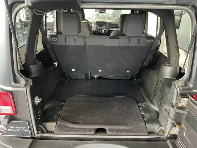 2017 Jeep Wrangler Unlimited Sport - Photo 9