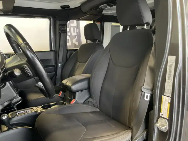 2017 Jeep Wrangler Unlimited Sport - Photo 13