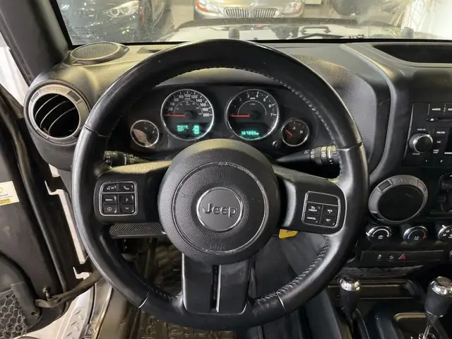 2017 Jeep Wrangler Unlimited Sport - Photo 15