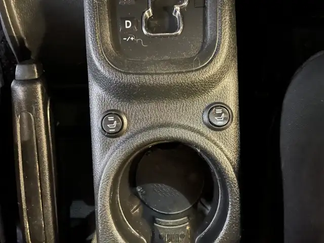 2017 Jeep Wrangler Unlimited Sport - Photo 21