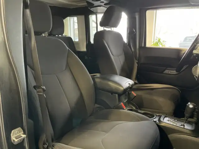 2017 Jeep Wrangler Unlimited Sport - Photo 25