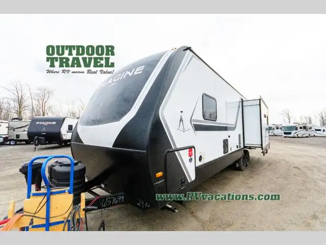 2026 Grand Design Imagine 2970RL - Photo 3