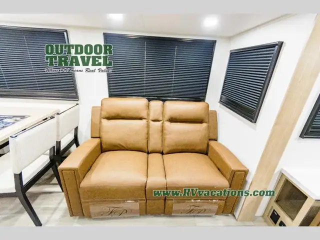 2026 Grand Design Imagine 2970RL - Photo 10