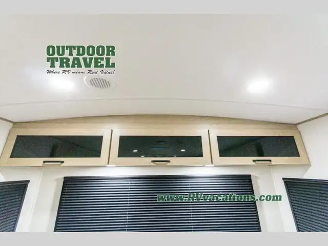 2026 Grand Design Imagine 2970RL - Photo 12