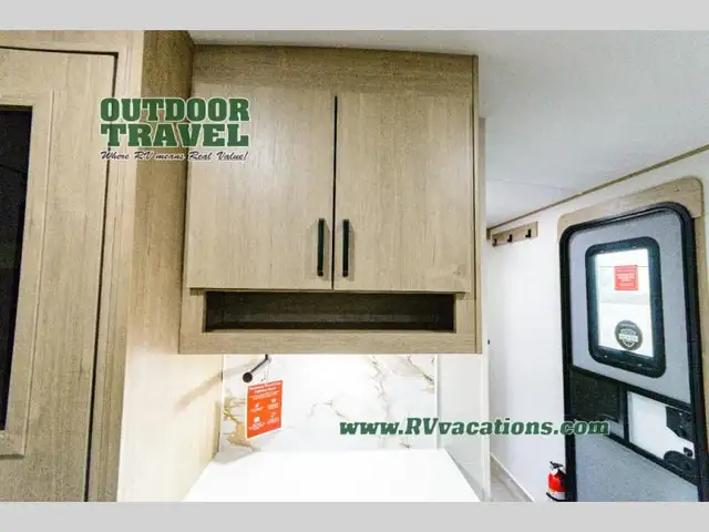 2026 Grand Design Imagine 2970RL - Photo 31