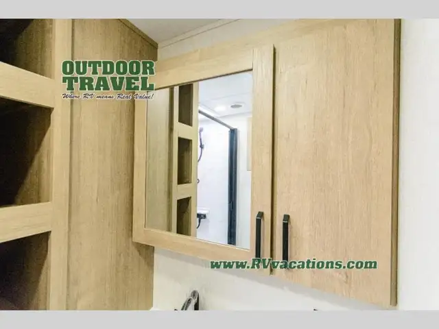 2026 Grand Design Imagine 2970RL - Photo 35