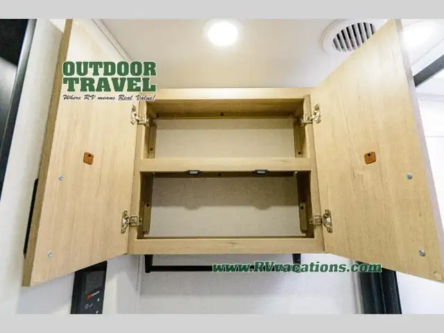 2026 Grand Design Imagine 2970RL - Photo 43