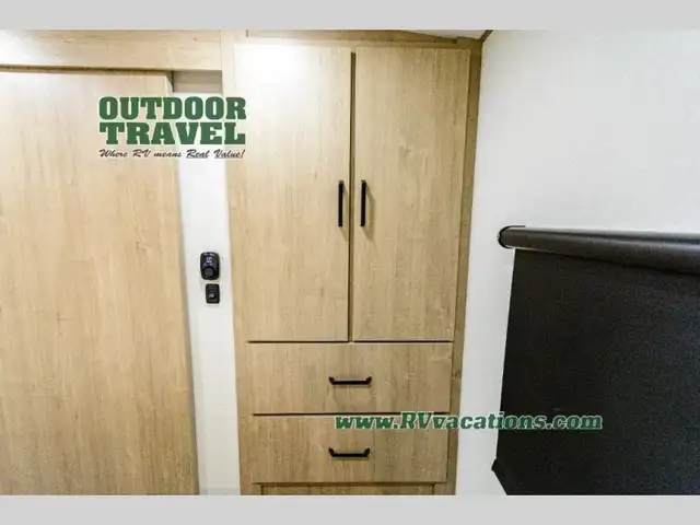 2026 Grand Design Imagine 2970RL - Photo 46