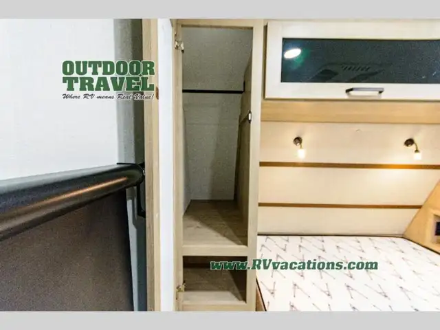 2026 Grand Design Imagine 2970RL - Photo 48