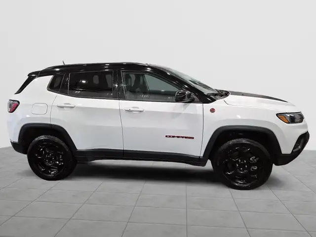 2023 Jeep Compass Trailhawk Trailhawk | Heated Seats | SAVE $... - Photo 10