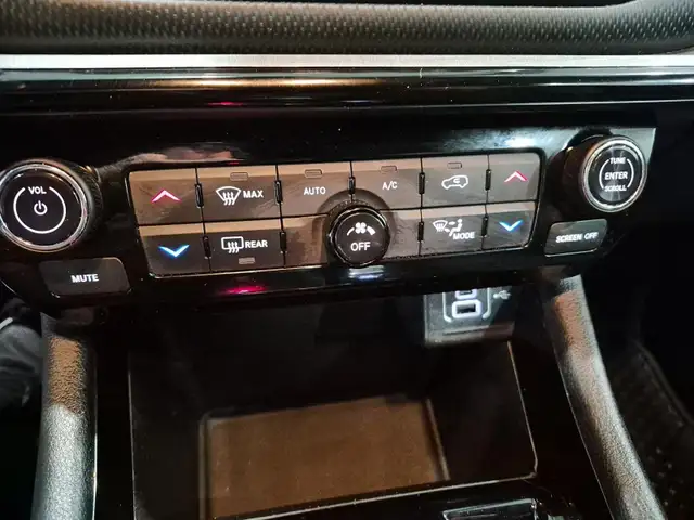 2023 Jeep Compass Trailhawk Trailhawk | Heated Seats | SAVE $... - Photo 16