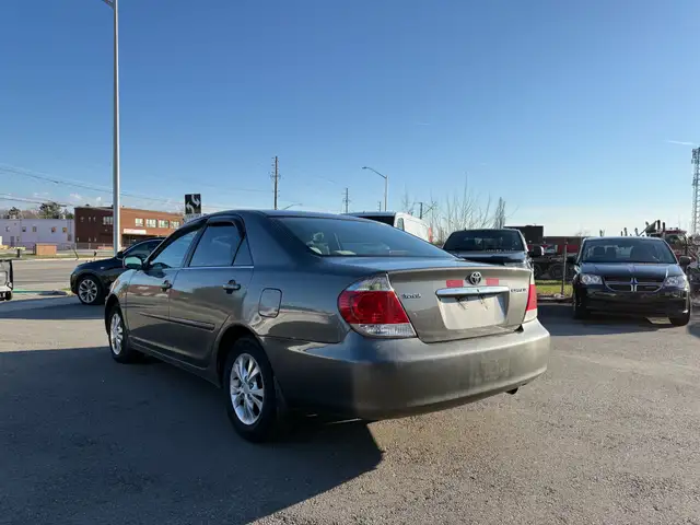 2005 Toyota Camry 4dr Sdn LE Auto - Photo 5