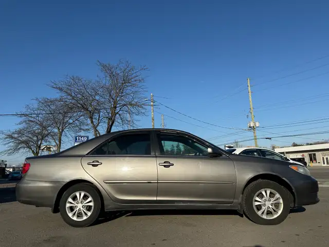 2005 Toyota Camry 4dr Sdn LE Auto - Photo 8