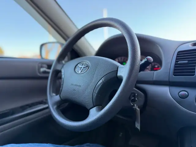 2005 Toyota Camry 4dr Sdn LE Auto - Photo 22