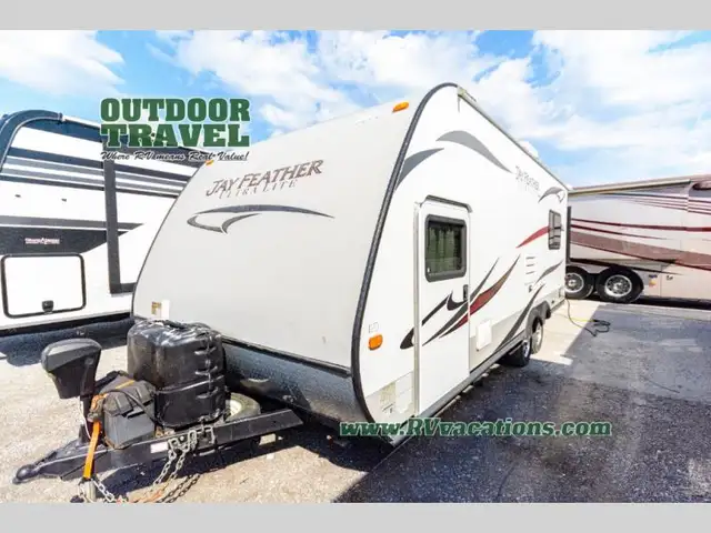 2013 Jayco Jay Feather Ultra Lite 213 - Photo 3