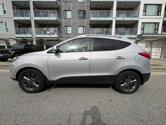 2015 Hyundai Tucson GLS 4dr All-Wheel Drive Automatic - Photo 5