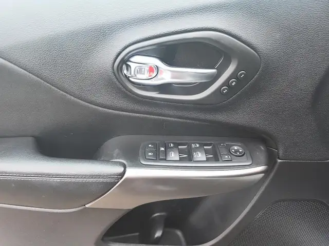 2020 Jeep Cherokee Limited Limited | Luxury/Tech/ Safety Pkg - Photo 16