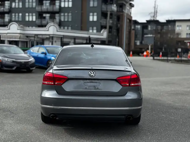 2013 VOLKSWAGEN PASSAT - Photo 4