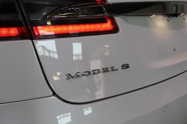 2016 Tesla Model S 75D | FULL SELF DRIVING 3 | CLEAN CARFAX - Photo 12