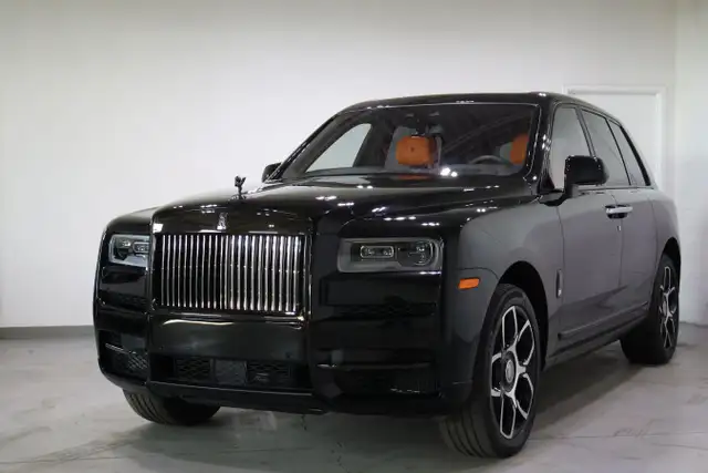 2024 Rolls-Royce Cullinan Black Badge - Starlight Headliner - Photo 2