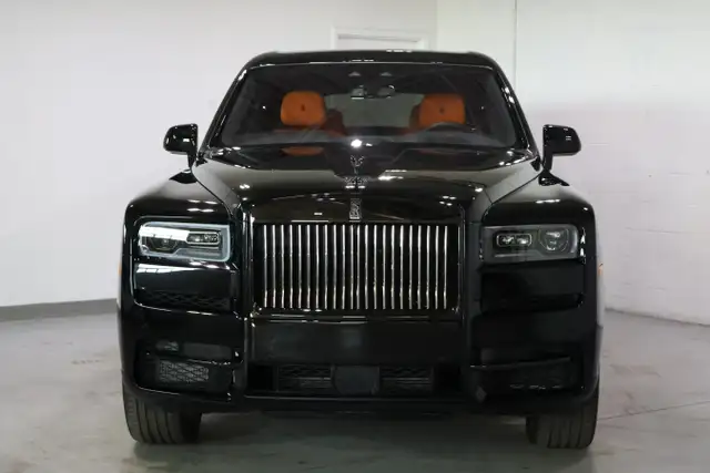 2024 Rolls-Royce Cullinan Black Badge - Starlight Headliner - Photo 9