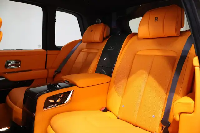 2024 Rolls-Royce Cullinan Black Badge - Starlight Headliner - Photo 46