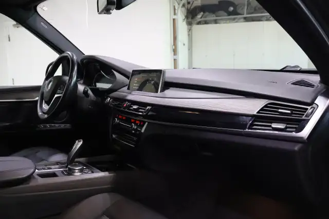 2017 BMW X5 35i - Photo 25