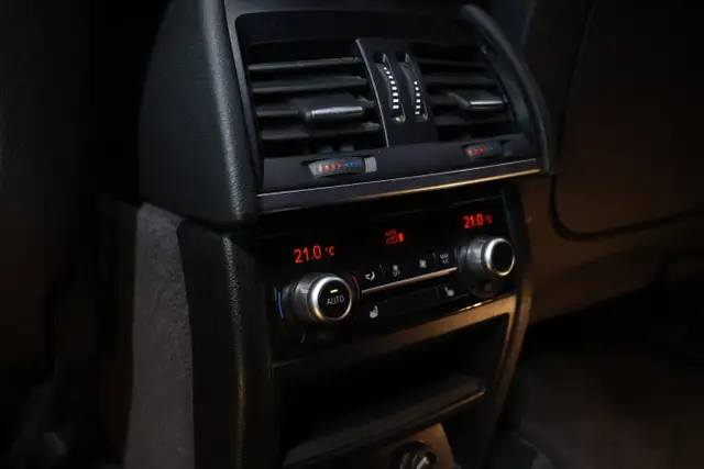 2017 BMW X5 35i - Photo 27