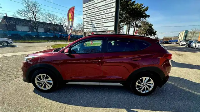 2018 Hyundai Tucson 2.0L LUXURY - AWD - PANO SUNROOF - NO ACCIDE - Photo 11