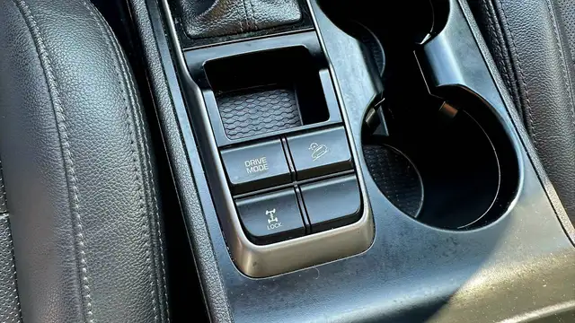 2018 Hyundai Tucson 2.0L LUXURY - AWD - PANO SUNROOF - NO ACCIDE - Photo 19