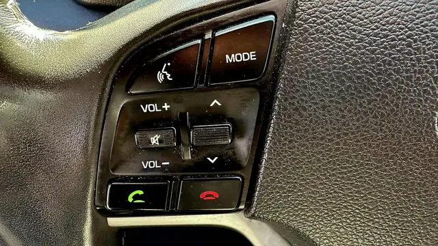 2018 Hyundai Tucson 2.0L LUXURY - AWD - PANO SUNROOF - NO ACCIDE - Photo 25