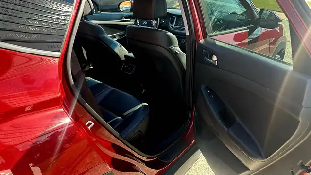 2018 Hyundai Tucson 2.0L LUXURY - AWD - PANO SUNROOF - NO ACCIDE - Photo 28