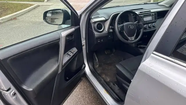 2016 Toyota RAV4 AWD 4dr LE - REAR CAMERA - HEATED SEATS - AC - - Photo 17