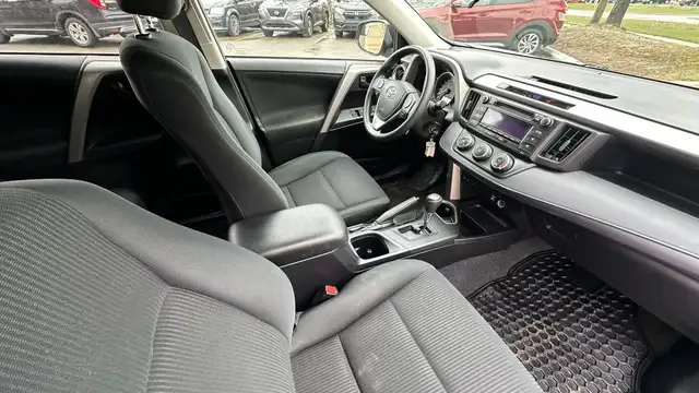 2016 Toyota RAV4 AWD 4dr LE - REAR CAMERA - HEATED SEATS - AC - - Photo 19