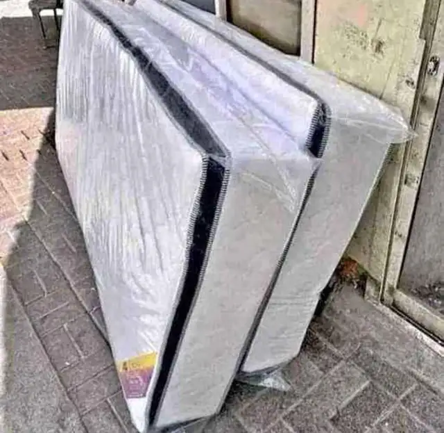 Queen Size Mattress – Perfect for Couples - Photo 4