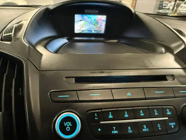 2018 Ford Escape SE, AWD, 20 DEALER SERVICE RECORDS. - Photo 9