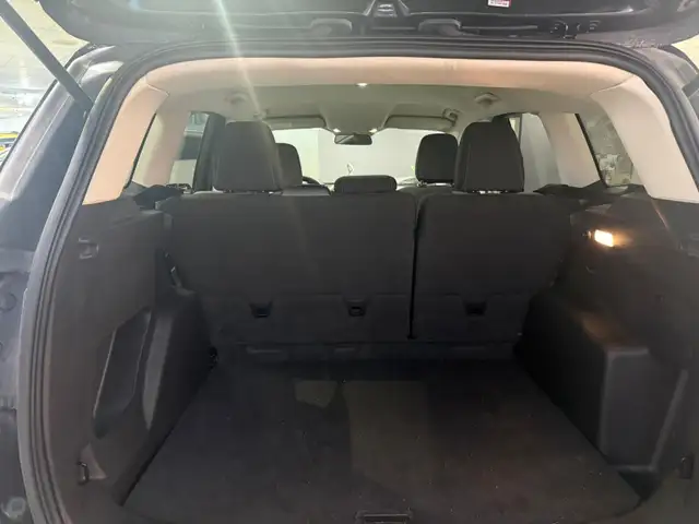 2018 Ford Escape SE, AWD, 20 DEALER SERVICE RECORDS. - Photo 16