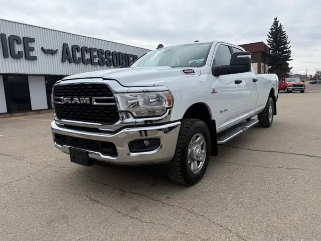 2024 RAM 3500 BIG HORN CREW CAB LONG BOX