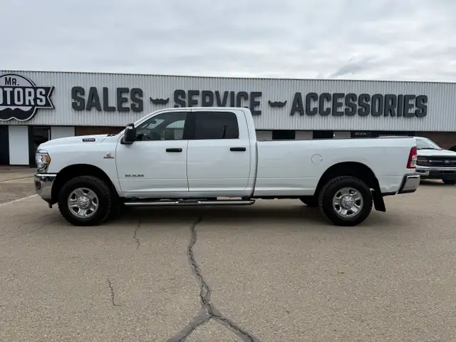 2024 RAM 3500 BIG HORN CREW CAB LONG BOX - Photo 9