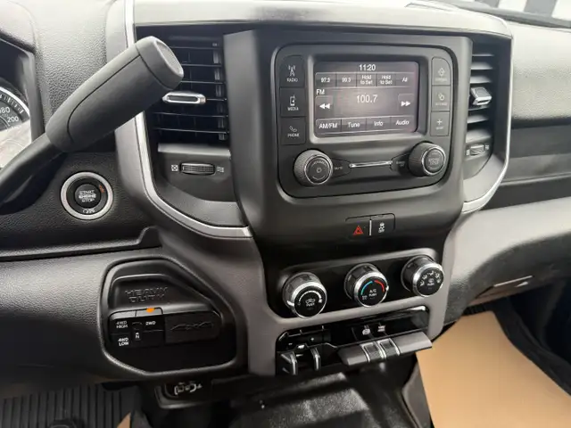 2024 RAM 3500 BIG HORN CREW CAB LONG BOX - Photo 14