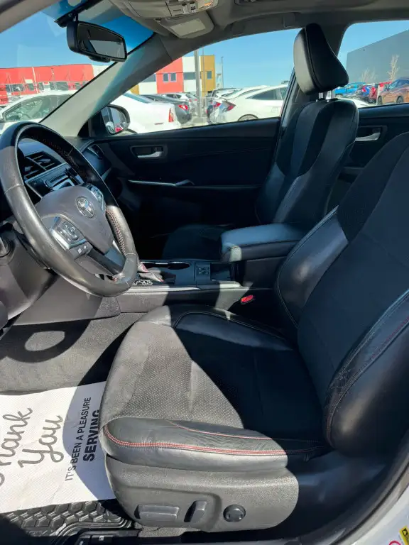 2015 Toyota Camry XSE : Very Well Serviced - Photo 7