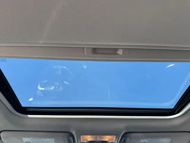 2015 Toyota Camry XSE : Very Well Serviced - Photo 15