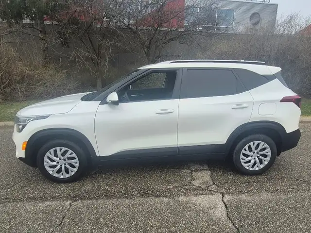 2021 Kia Seltos LX FWD - Photo 6